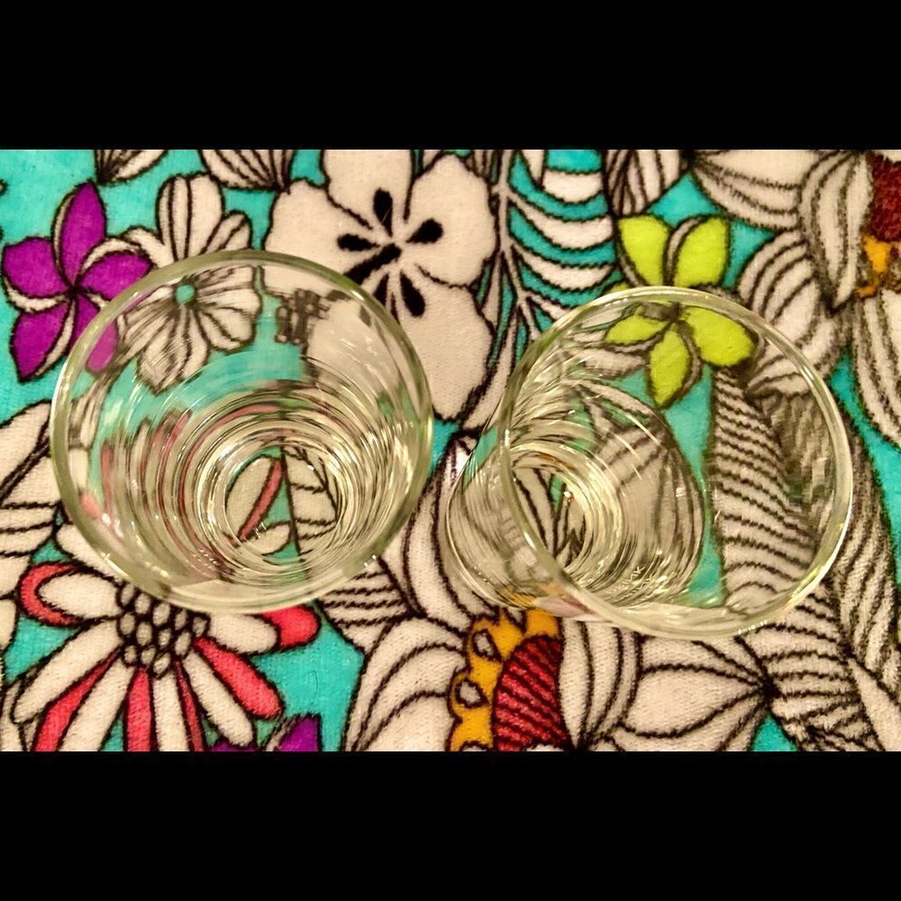 2 Vintage 1940’s 7 Up Drinking Glasses – “The Fresh UpDrink” Vintage Advertising - Picture 8 of 8